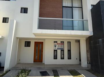 Casa en condominio · 110m² · 3 Recámaras · 2 Estacionamientos · Casa en Renta Zibatá El Canto - (4)