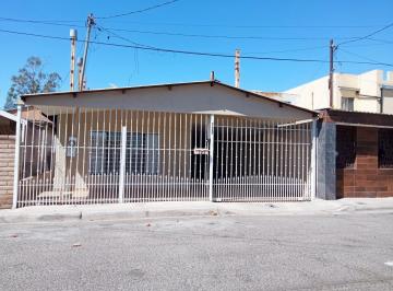 Casa · 100m² · 2 Recámaras · 1 Estacionamiento · Casa Amueblada en Renta en Colonia Hidalgo, Mexicali Bc - (4)