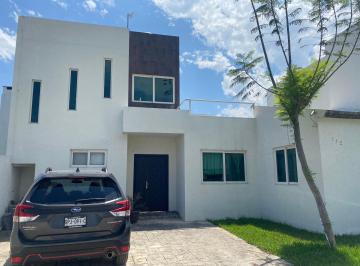 Casa de 3 habitaciones, Allende · Excelente Opción Para Vivir con Comodidad y Tranquilidad!