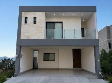 Casa de 3 habitaciones, García · Casa en Renta en Cumbres Elite Premier con Sótano