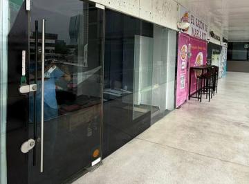 Local comercial de 2 habitaciones, San Pedro Garza García · Local en Renta en Plaza Tanarah