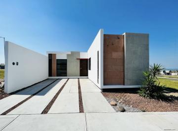 Casa · 96m² · 2 Recámaras · 2 Estacionamientos · Casa en Venta Lomas del Mediterráneo