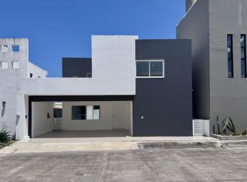 Casa · 280m² · 4 Recámaras · 3 Estacionamientos · Casa en Venta Las Palmas