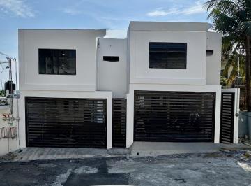 Casa · 210m² · 3 Recámaras · 2 Estacionamientos · Casa en Venta El Morro Las Colonias