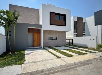 Casa · 145m² · 3 Recámaras · 2 Estacionamientos · Casa en Venta Residencial Las Higueras Riviera Veracruzana