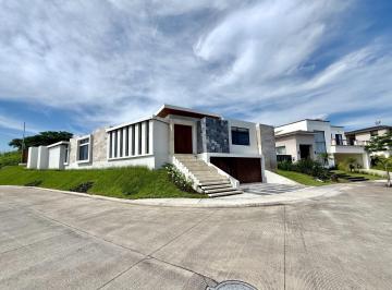 Casa · 700m² · 4 Recámaras · 3 Estacionamientos · Casa Nueva en Venta Punta Tiburon Riviera Veracruzana