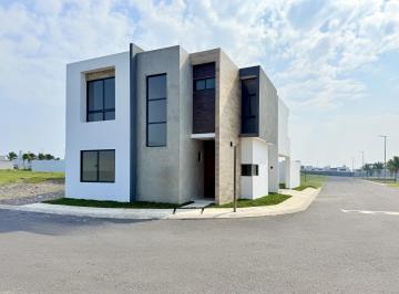 Casa · 185m² · 3 Recámaras · 2 Estacionamientos · Casa en Venta Lomas de La Rioja Riviera Veracruzana