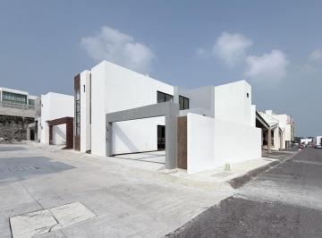 Casa · 169m² · 3 Recámaras · Casa Nueva en Venta Riviera Veracruzana Lomas Residencial