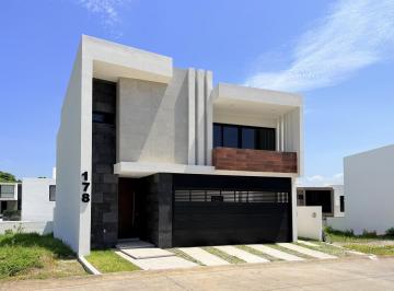 Casa · 284m² · 3 Recámaras · 2 Estacionamientos · Casa Nueva en Venta Riviera Veracruzana Punta Tiburon