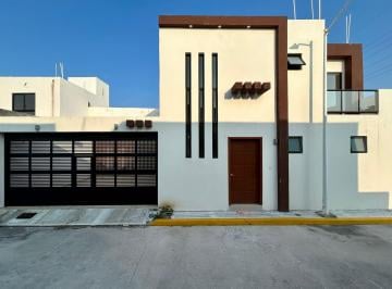 Casa · 150m² · 3 Recámaras · 2 Estacionamientos · Casa Nueva en Venta Boca del Río