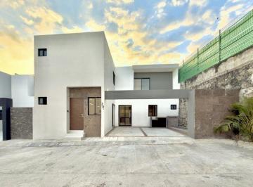 Casa · 152m² · 3 Recámaras · 2 Estacionamientos · Casa Nueva en Venta Lomas Residencial Riviera Veracruzana
