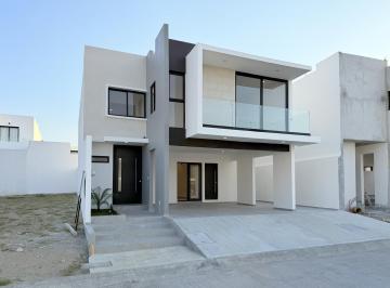 Casa · 241m² · 3 Recámaras · 2 Estacionamientos · Casa Nueva en Venta Lomas del Dorado