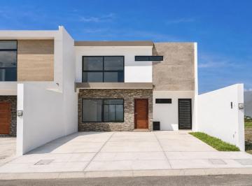 Casa · 190m² · 3 Recámaras · 2 Estacionamientos · Casa Nueva en Venta Lomas de La Rioja Riviera Veracruzana