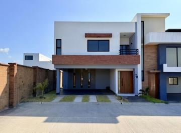 Casa · 205m² · 3 Recámaras · 2 Estacionamientos · Casa Nueva en Venta Punta Tiburon Riviera Veracruzana