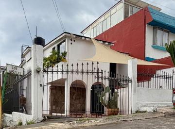 Casa de 3 habitaciones, Atizapán de Zaragoza · Casa Para Oficinas Silenciosas en Atizapan