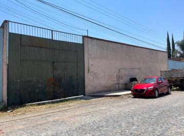 Bodega comercial , San Pedro Tlaquepaque · Bodega Comercial en Venta con Amplio Frente en Col. Artesanos, Tlaquepaque