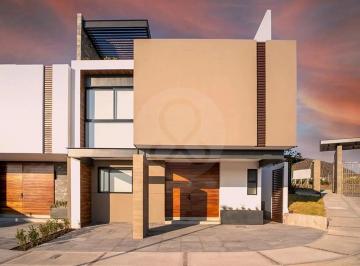 Casa · 319m² · 3 Recámaras · Casa en Venta en Querétaro
