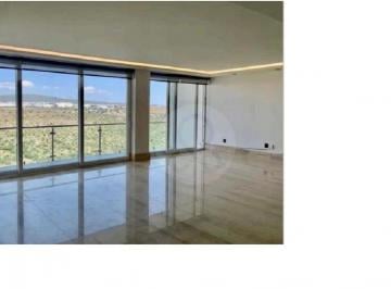 Departamento · 150m² · 3 Recámaras · 2 Estacionamientos · Departamento en Renta en Querétaro