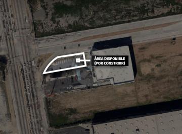 Local comercial · 1571m² · 12 Estacionamientos · Local en Renta en El Naranjo