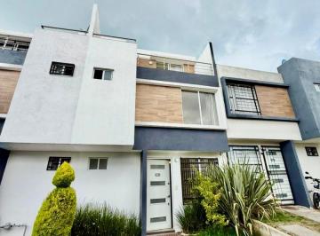 Casa de 3 habitaciones, Zinacantepec · Casa en Zinacantepec $1,800,000
