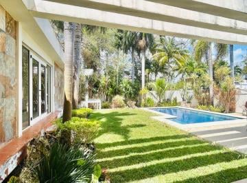 Casa de 4 habitaciones, Cancún · Casa en Renta un Solo Nivel Paneles Solares Alberca Privada en Cancún