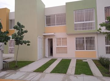 Fachada · Casa Duplex Planta Baja en Renta en Fraccionamiento Parque de Las Aves Zapopan