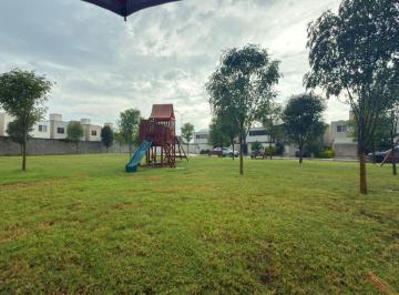Casa de 3 habitaciones, Victoria · Casa en Renta Amueblada, Cisnes 3