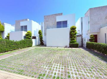 Casa en condominio de 3 habitaciones, Metepec · Se Renta Casa en Residencial Foresta Metepec Edomex a 45 Min de Santa Fé