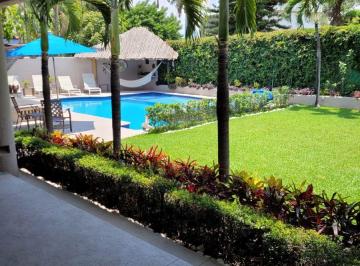 Casa de 4 habitaciones, Yautepec · Fraccionamiento Viveros de Cocoyoc