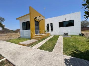Casa · 178m² · 3 Recámaras · 1 Estacionamiento · Casa en Venta en Buenavista, Cuahutemoc