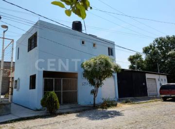 Casa · 179m² · 1 Recámara · 1 Estacionamiento · Se Vende Departamento y Bodega Calle Villa de Álvarez, Oriental Norte, Colima
