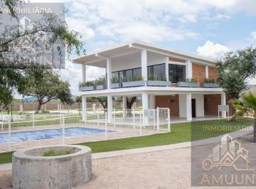 Casa · 143m² · 3 Recámaras · 2 Estacionamientos · Casa - Fraccionamiento Artezza