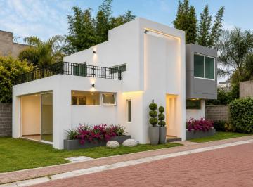 Casa en condominio 260m² Venta Santa Rosa Jáuregui · Casa Familiar en Condominio Privado | Amplio Terreno y Excelente Ubicación