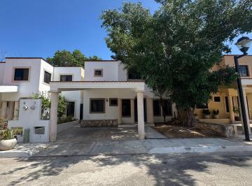 Casa de 2 habitaciones, Mérida · Hermosa Casa en Venta con Piscina y 2 Recámaras (Casa Sodzil)