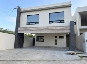 Casa · 390m² · 4 Recámaras · Casa en El Uro