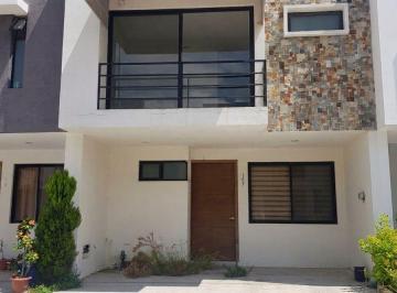 Casa de 3 habitaciones, Tlajomulco de Zúñiga · Casa en Renta en La Rúa Residencial