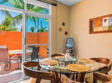 Casa de 3 habitaciones, Bahía de Banderas · Casa Vacacional con Amenidades en Bucerias, Cerca de La Playa