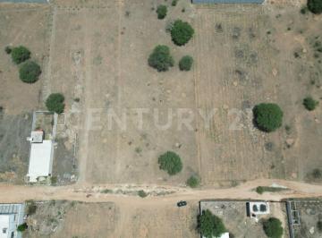 Terreno / Lote · 4001m² · Terreno en Venta en La Charretera, Tequisquiapan, Querétaro.