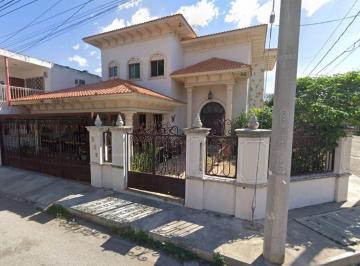 Casa de 5 habitaciones, Mérida · Casa en Venta C. 79ᴬ 526, Sambula, Merida