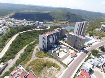 Departamento de 2 habitaciones, Corregidora · Renta! Nuevo Depto 2 Recs Cañadas del Lago Excelente Vista