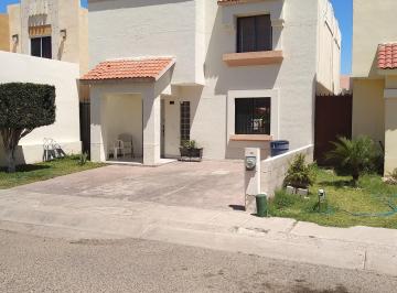 Casa de 4 habitaciones, Hermosillo · Excelente Casa