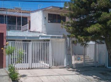 Casa de 6 habitaciones, Guadalajara · Casa en Venta a Media Cuadra de Av Ruben Dario, Providencia, Guadalajara