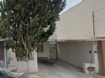 Casa de 2 habitaciones, Saltillo · Casa en Remate en Australia, Saltillo, Coahuila.