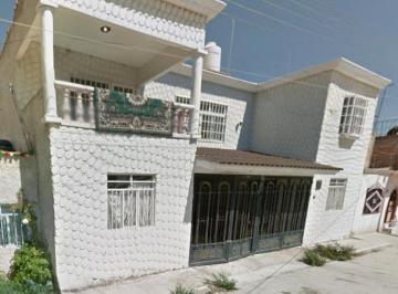 Casa en Venta de 5 habitaciones Los Arroyitos · Hermosa Casa en Remate en Rojo, Arcoiris III, La Paz, Bcs