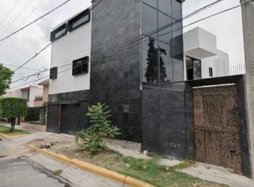 Casa de 4 habitaciones, Naucalpan de Juárez · Extraordinaria Casa en Remate en Satélite, Naucalpan de Juárez, Edo. Méx.