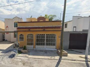 Casa de 3 habitaciones, Monterrey · Excelente Casa en Reamate en Barrio San Carlos, Monterrey, N. L.