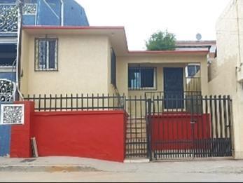 Casa · 110m² · 4 Recámaras · 1 Estacionamiento · Casa en Renta Lomas de La Presa, Tijuana Bc - (4)