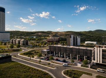 Local comercial · 54m² · 2 Estacionamientos · Local en Renta - (4)