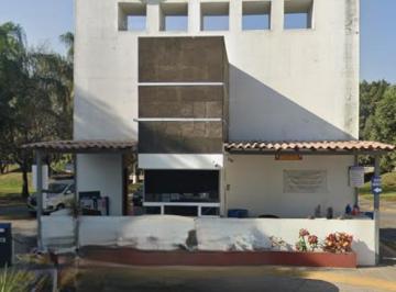 Casa de 3 habitaciones, Tlajomulco de Zúñiga · Preciosa Casa en Remate en Altus Bosques, Tlajomulco de Zuñiga, Jalisco.