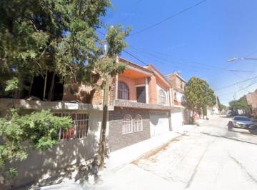 Casa de 4 habitaciones, Durango · Preciosa Casa en Remate en Cerro de Mercado, Victoria de Durango, Durango.